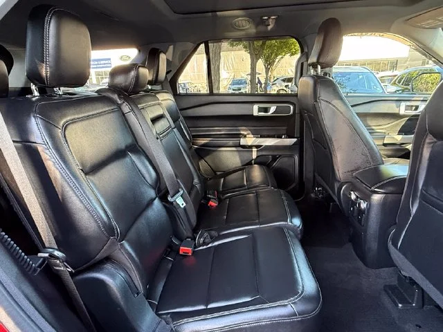 Used 2022 Red Ford XLT image 29