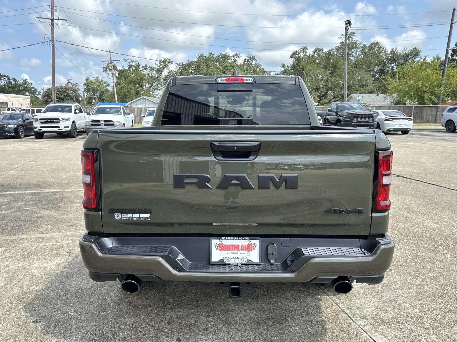 New 2026 Tank RAM Big Horn image 5