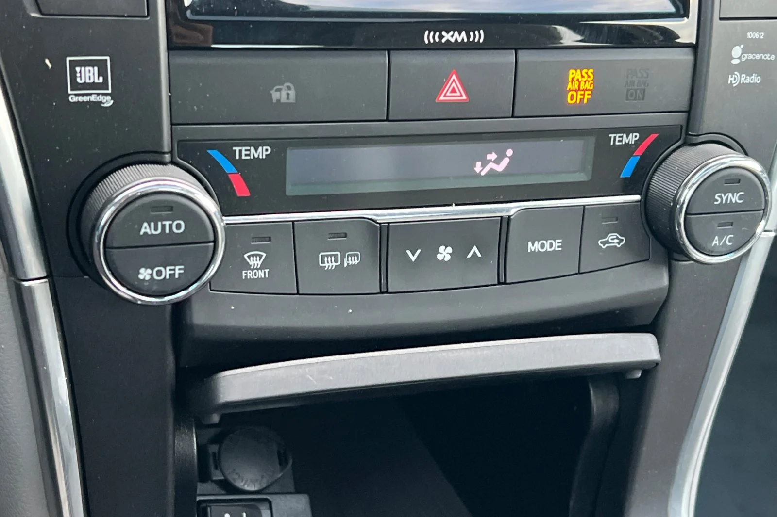 Used 2017 Celestial Silver Toyota Hybrid XLE image 20
