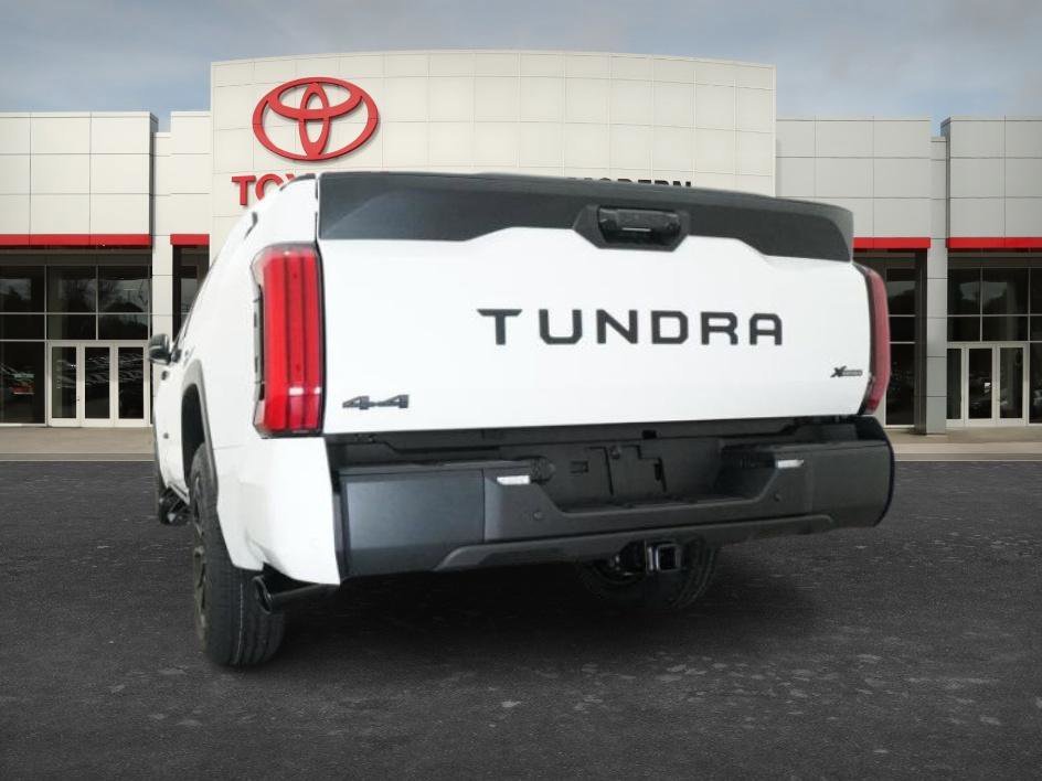 New 2026 Ice Cap Toyota SR5 image 2