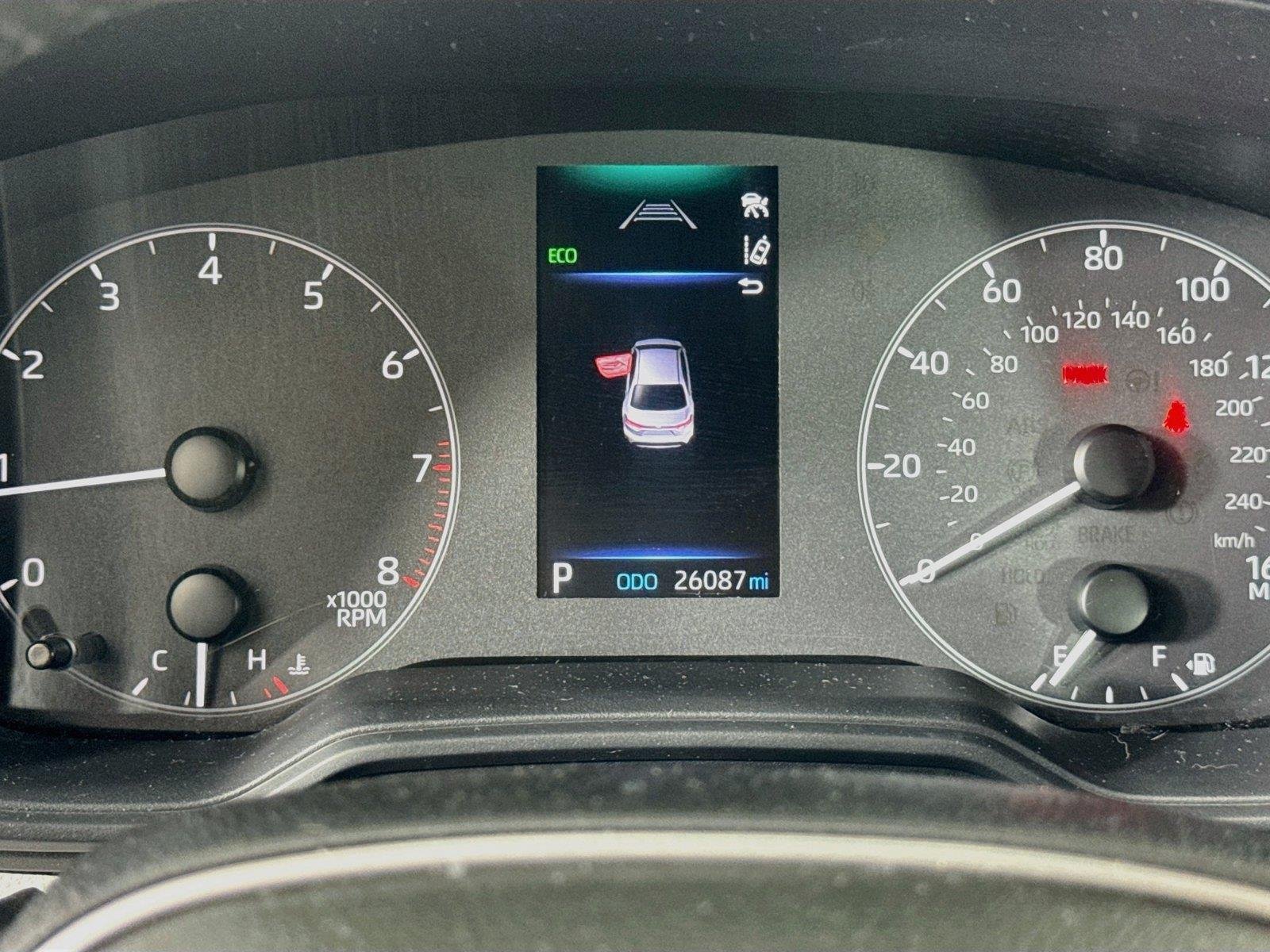 Used 2024 Ice Cap Toyota SE image 12