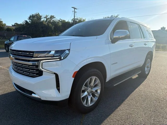Used 2024 White Chevrolet Premier image 7