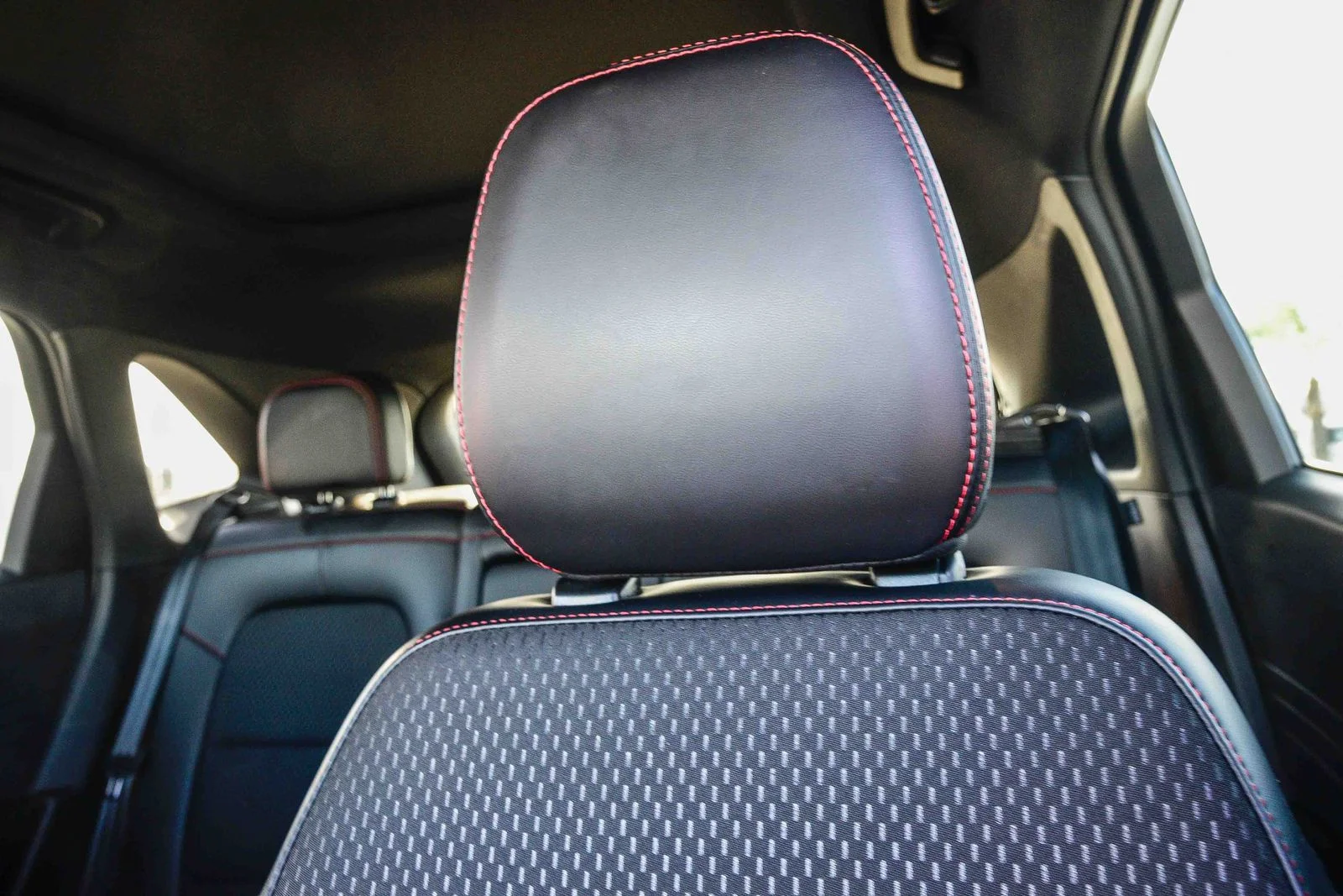 2025 Ford Escape Hybrid ST-Line - Photo 22