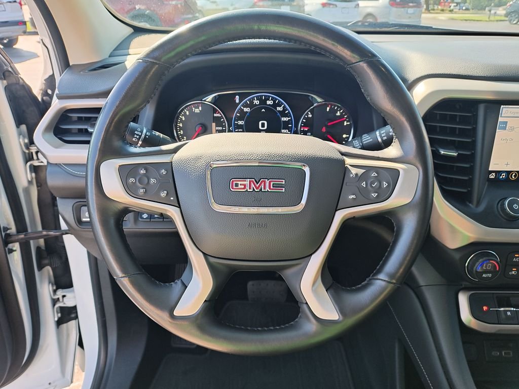 Used 2022 White GMC Denali image 17