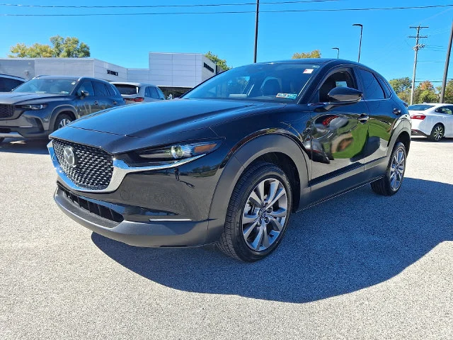 Used 2021 Black Mazda Select image 3