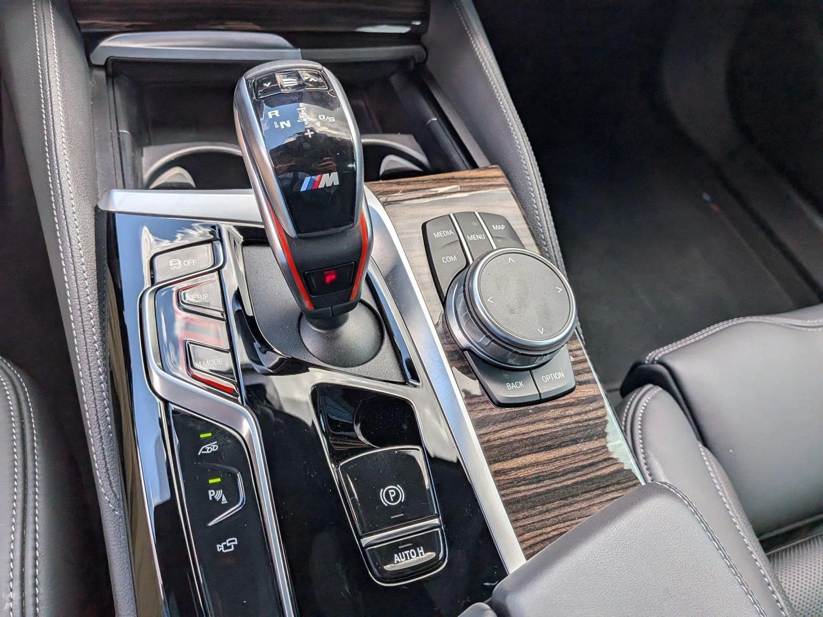 Used 2023 Marina Bay Blue Metallic BMW  image 27