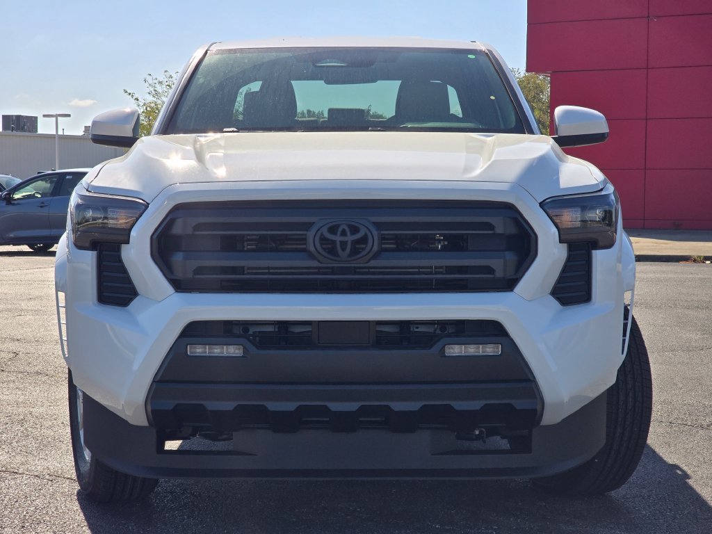 New 2026 Ice Cap Toyota  SR5 image 9