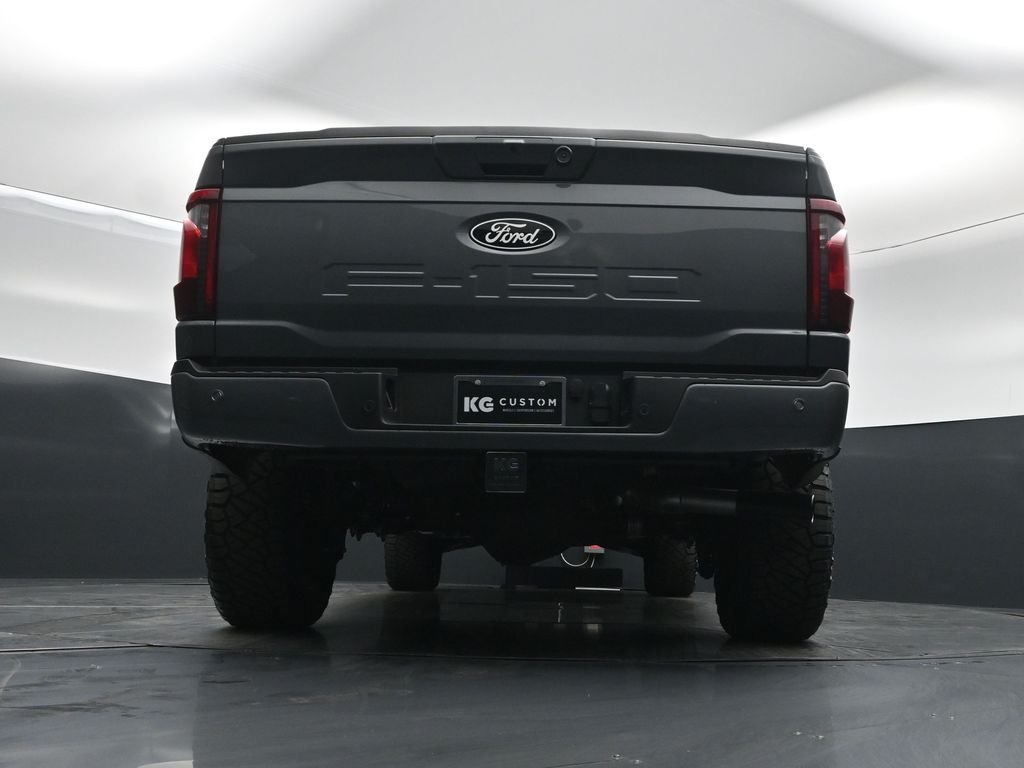 New 2026 Carbonized Gray Metallic Ford XLT image 43