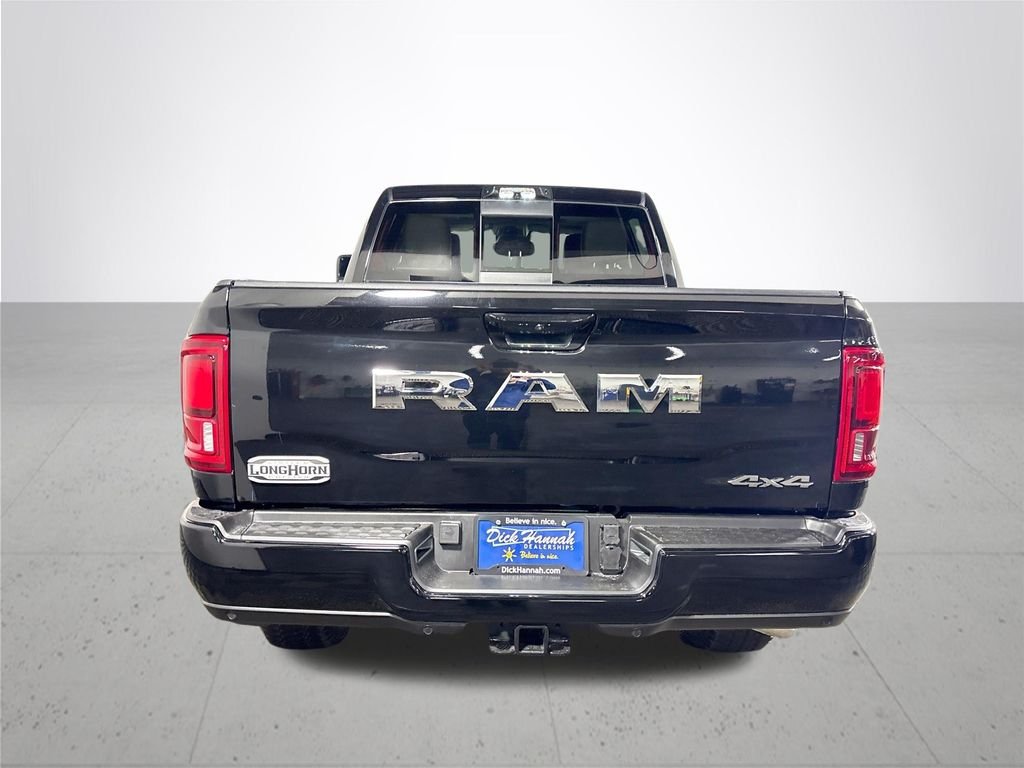 New 2026 Diamond Black Crystal Pearl-Coat Exterior Paint RAM Limited image 7