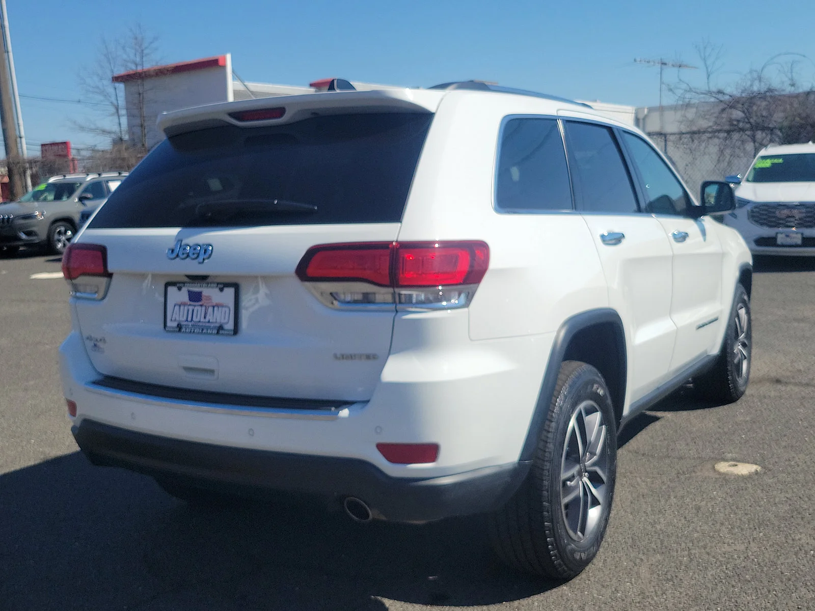 Used 2020 Bright White Clearcoat Jeep Limited image 6