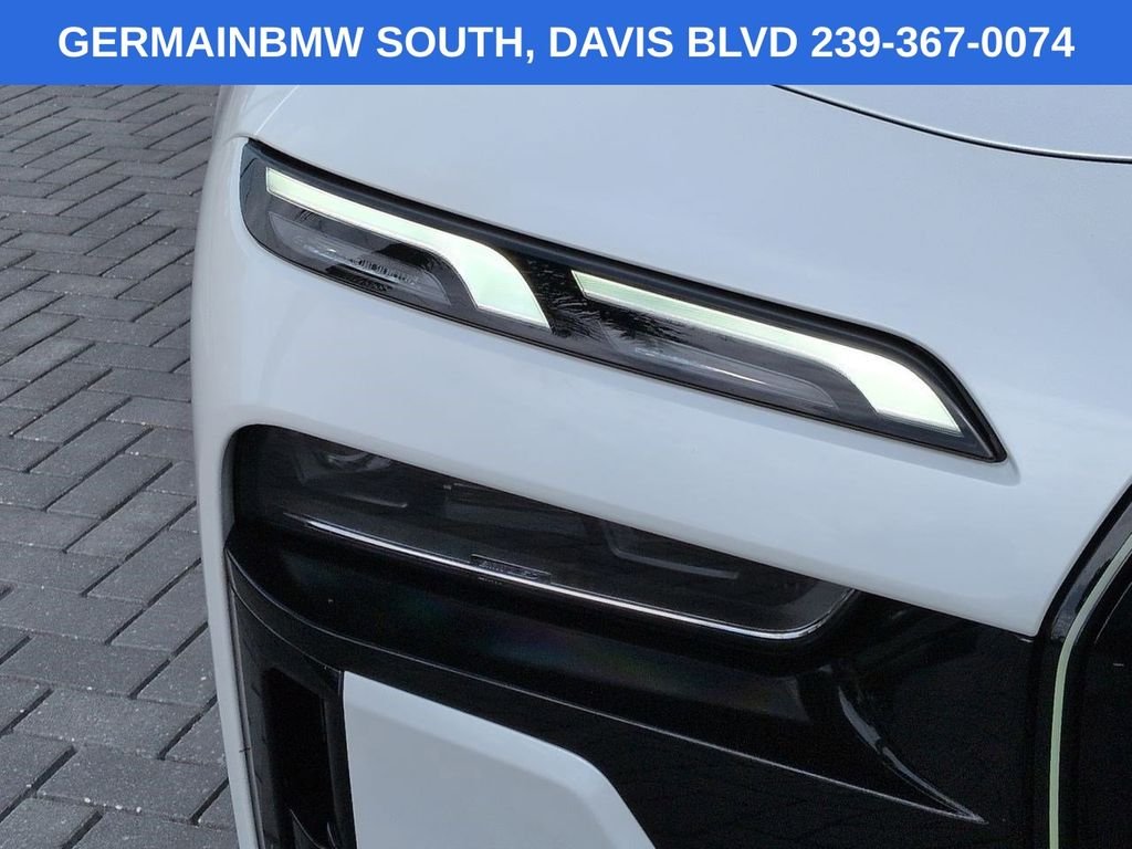 Certified Used 2025 White Metallic BMW 760i xDrive image 11