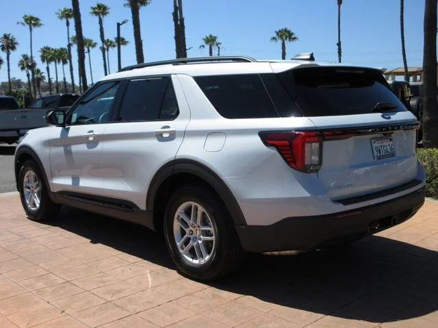 Certified Used 2026 White Metallic Ford Active image 2