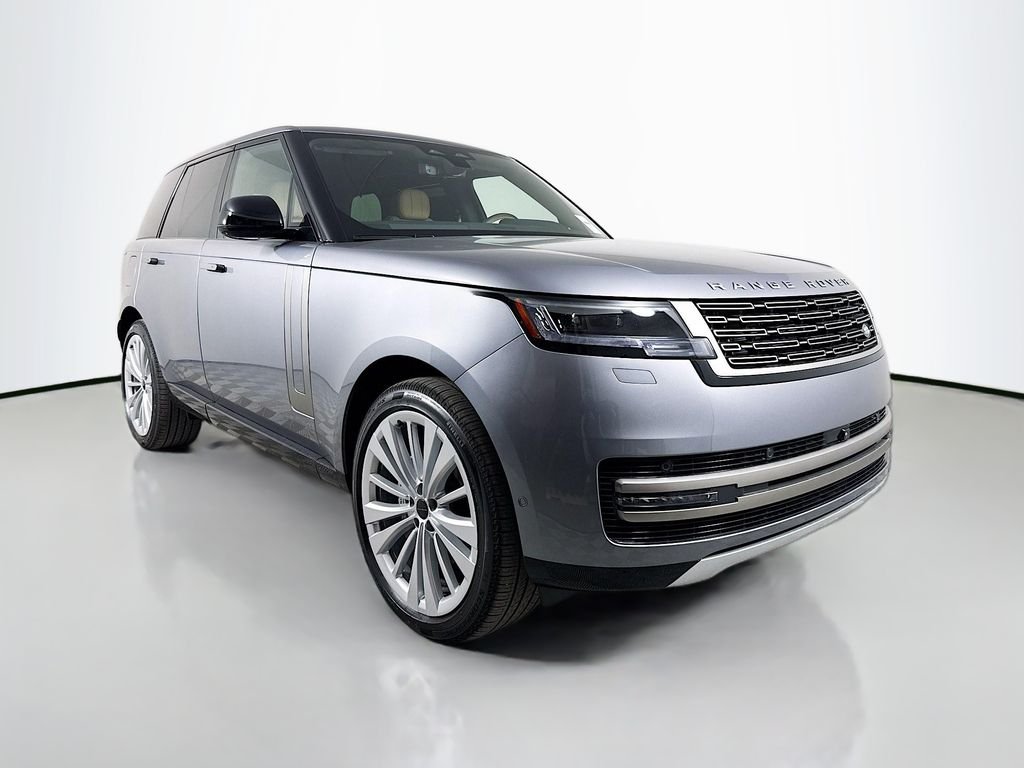 New 2026 Eiger Grey Land Rover SE image 3