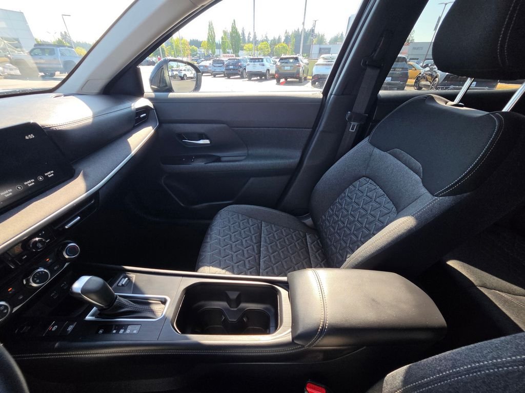 Used 2025 Black Nissan SV image 28