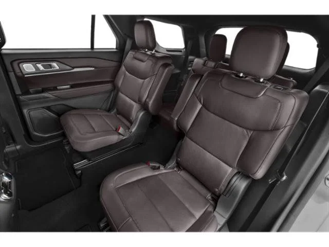New 2026 Star White Metallic Tri-Coat Ford Platinum™ image 12