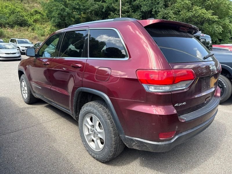 Used 2016 Red Jeep Laredo image 4