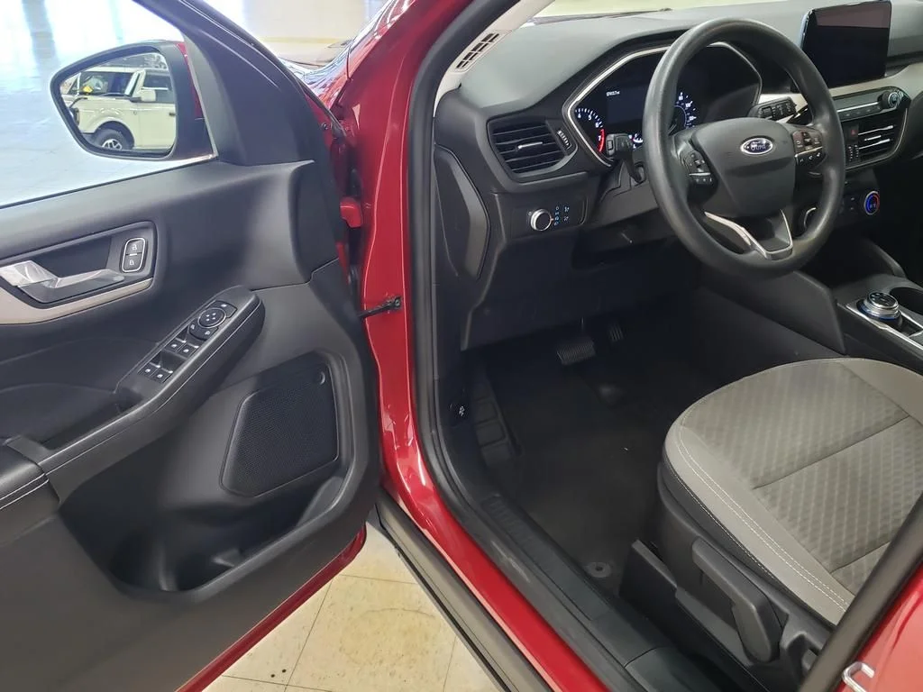 Certified Used 2021 Red Metallic Ford SE image 11
