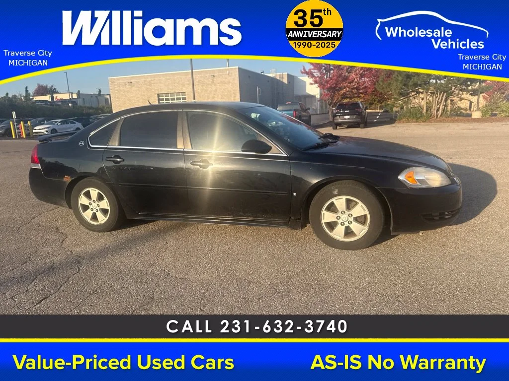 Used 2009 Black Chevrolet LT image 12