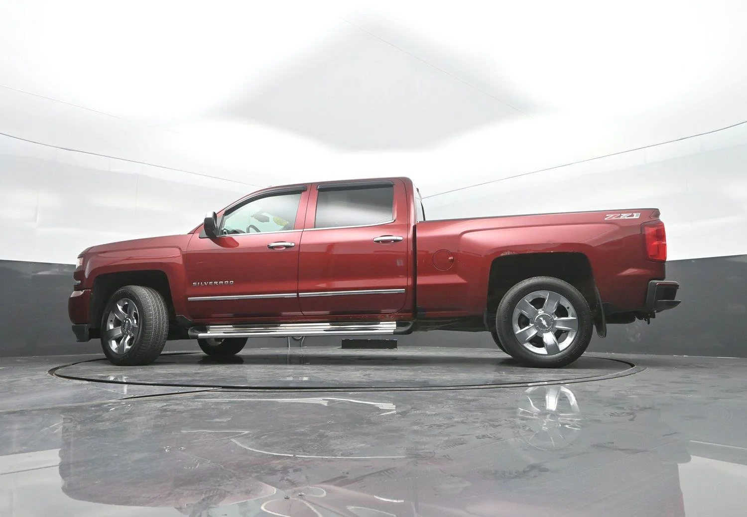 Used 2017 Siren Red Tintcoat Chevrolet LTZ image 35