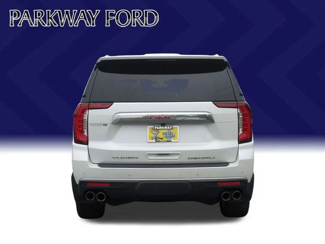 Used 2022 White GMC Denali image 4