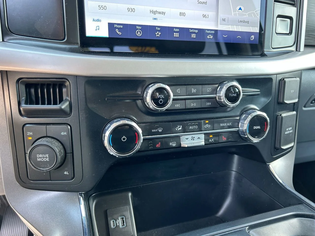 Used 2023 Avalanche Ford XLT image 30