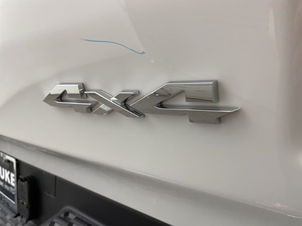 New 2025 Bright White Clear-Coat Exterior Paint RAM Big Horn/Lone Star image 5