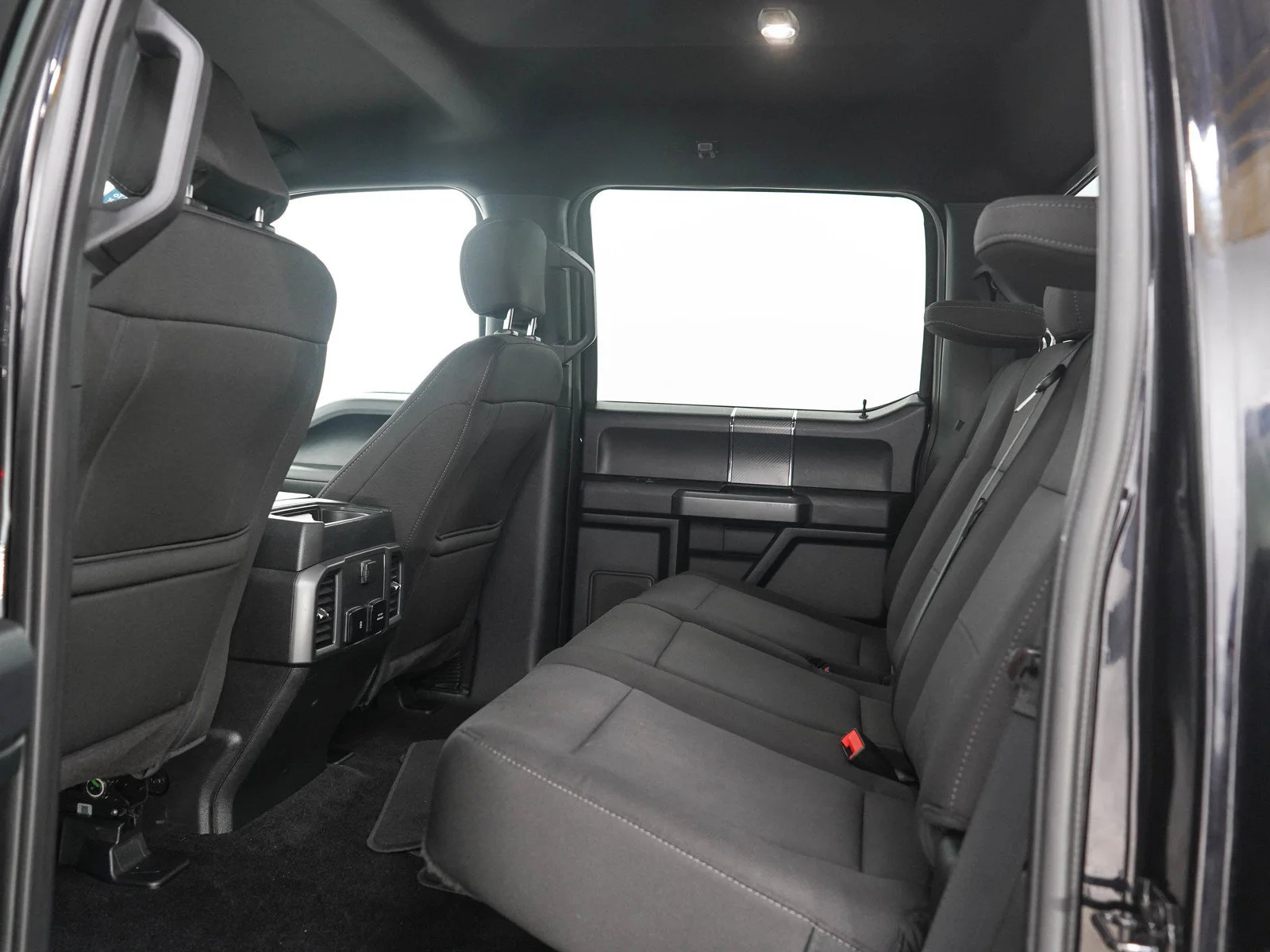 Used 2019  Ford xlt image 15