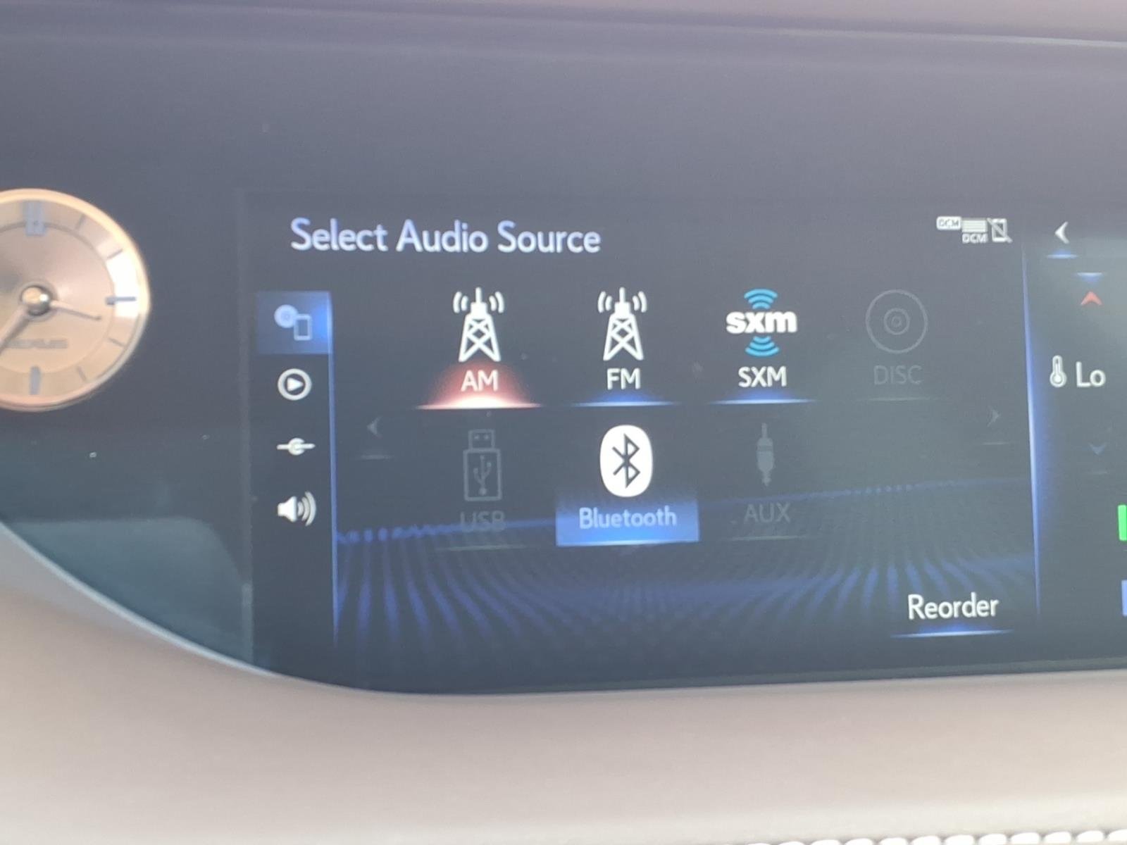 Used 2019 Eminent White Pearl Lexus Base image 7