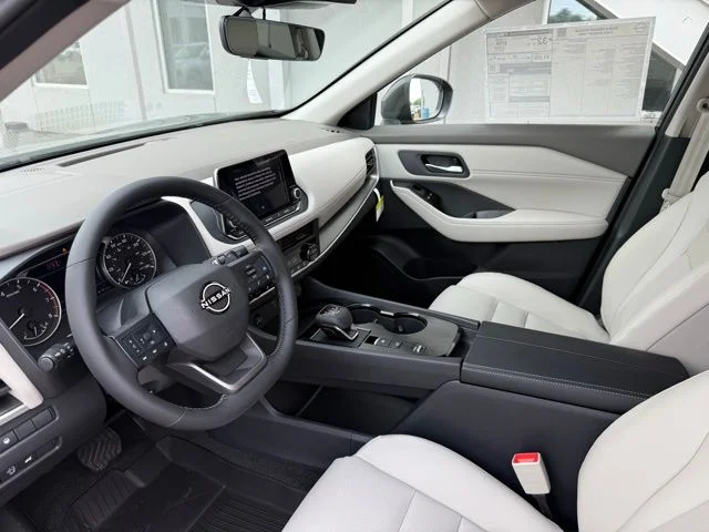 New 2026 Obsidian Green Pearl Nissan Dark Armor™ image 15