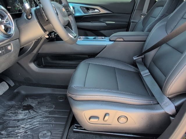 New 2026 Black Chevrolet LT image 12