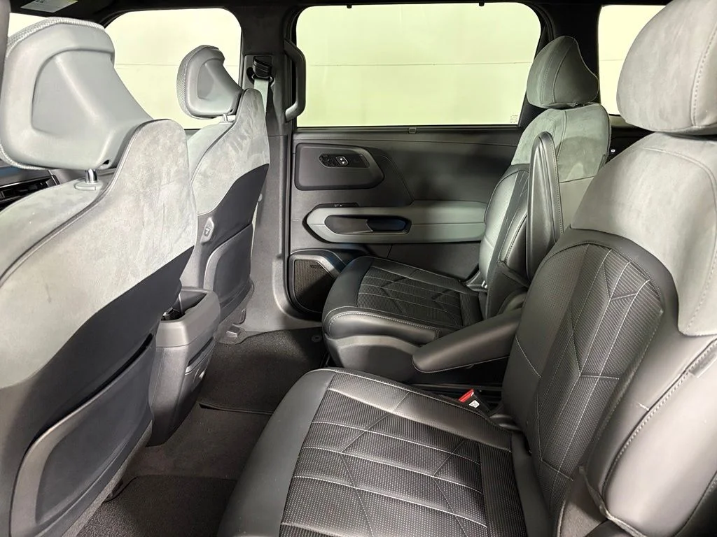 New 2027 Black Jade Green Kia X-Line SX Prestige image 39