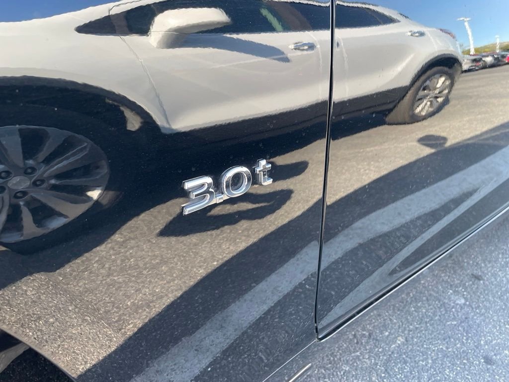 Used 2017 Black Obsidian INFINITI Sport image 6