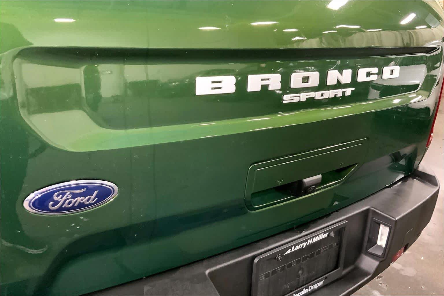 Used 2023 Eruption Green Metallic Ford Big Bend image 31