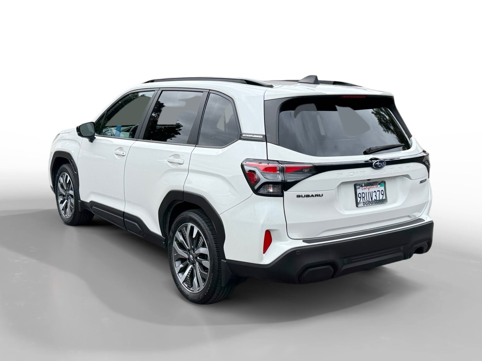 Certified Used 2025 Crystal White Pearl Subaru Touring image 3