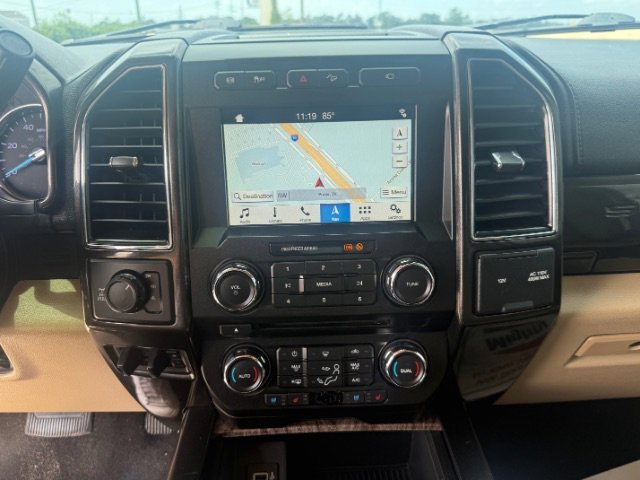 Used 2018 White Ford LARIAT image 16