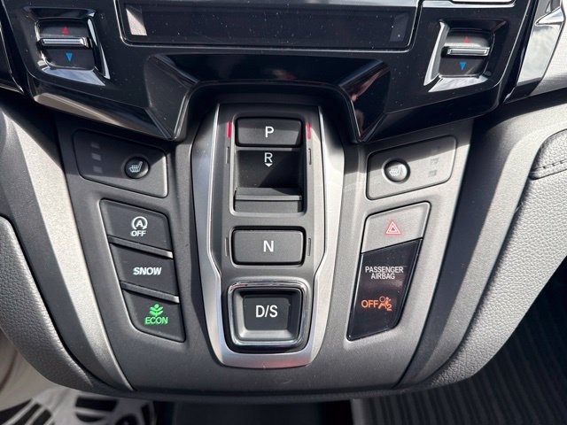 Used 2024 Silver Honda EX-L image 24