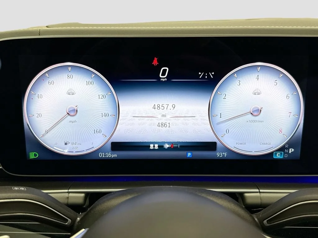 Used 2025  Mercedes-Benz Maybach GLS 600 image 33