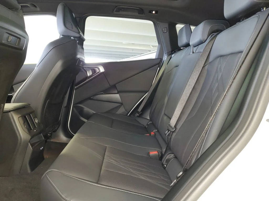 2026 BMW X3 30 - Photo 11