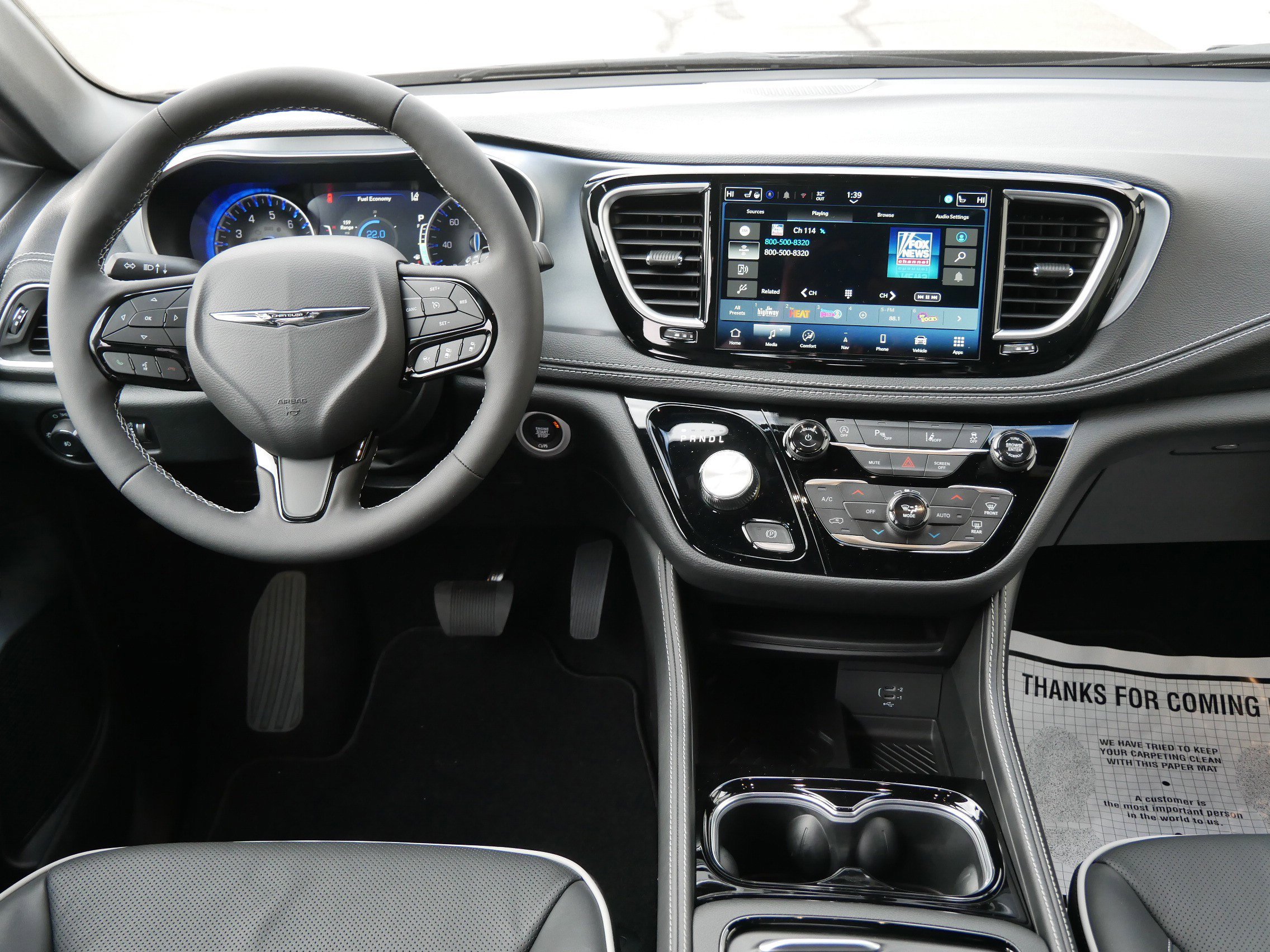 2026 Chrysler Pacifica Limited - Photo 10