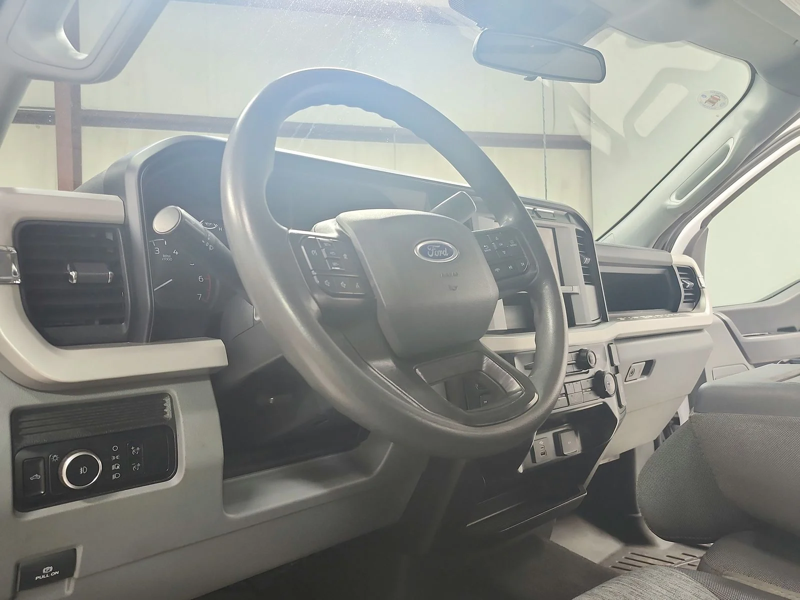 Used 2023 White Ford XL image 18