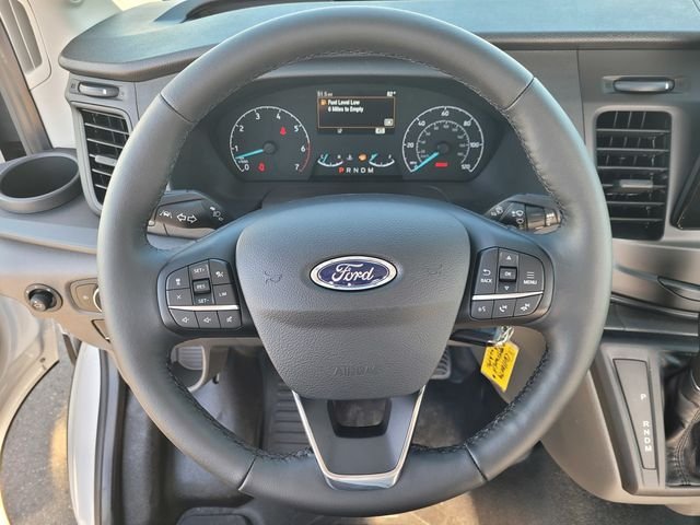 New 2025 Oxford White Ford Cutaway image 9