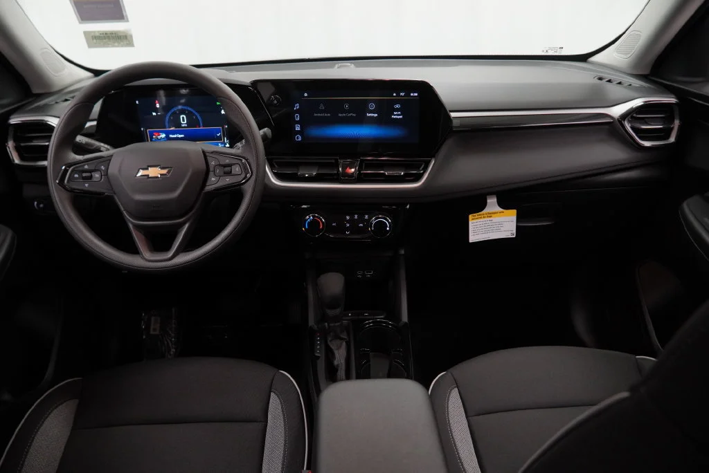 New 2026 Mosaic Black Metallic Chevrolet LT image 3