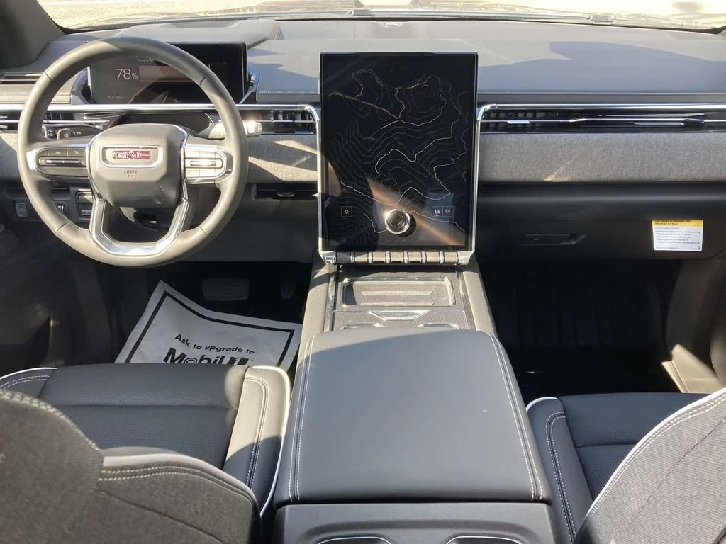 New 2026 Deep Ocean Metallic GMC Elevation Extended Range image 14