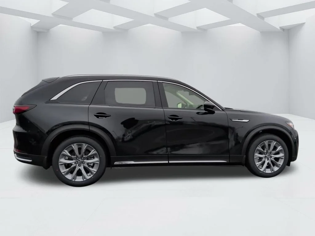 New 2026 Black Mazda 3.3 Turbo Premium Plus image 4