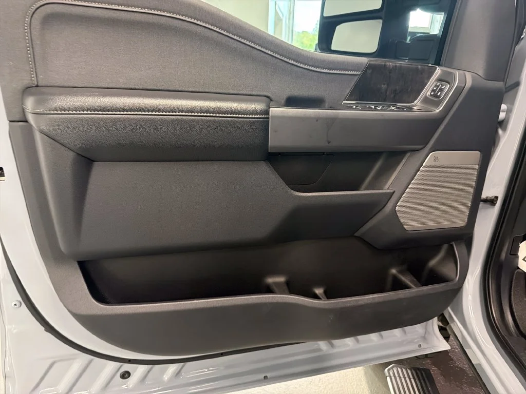 Used 2024 Gray Ford Lariat image 14