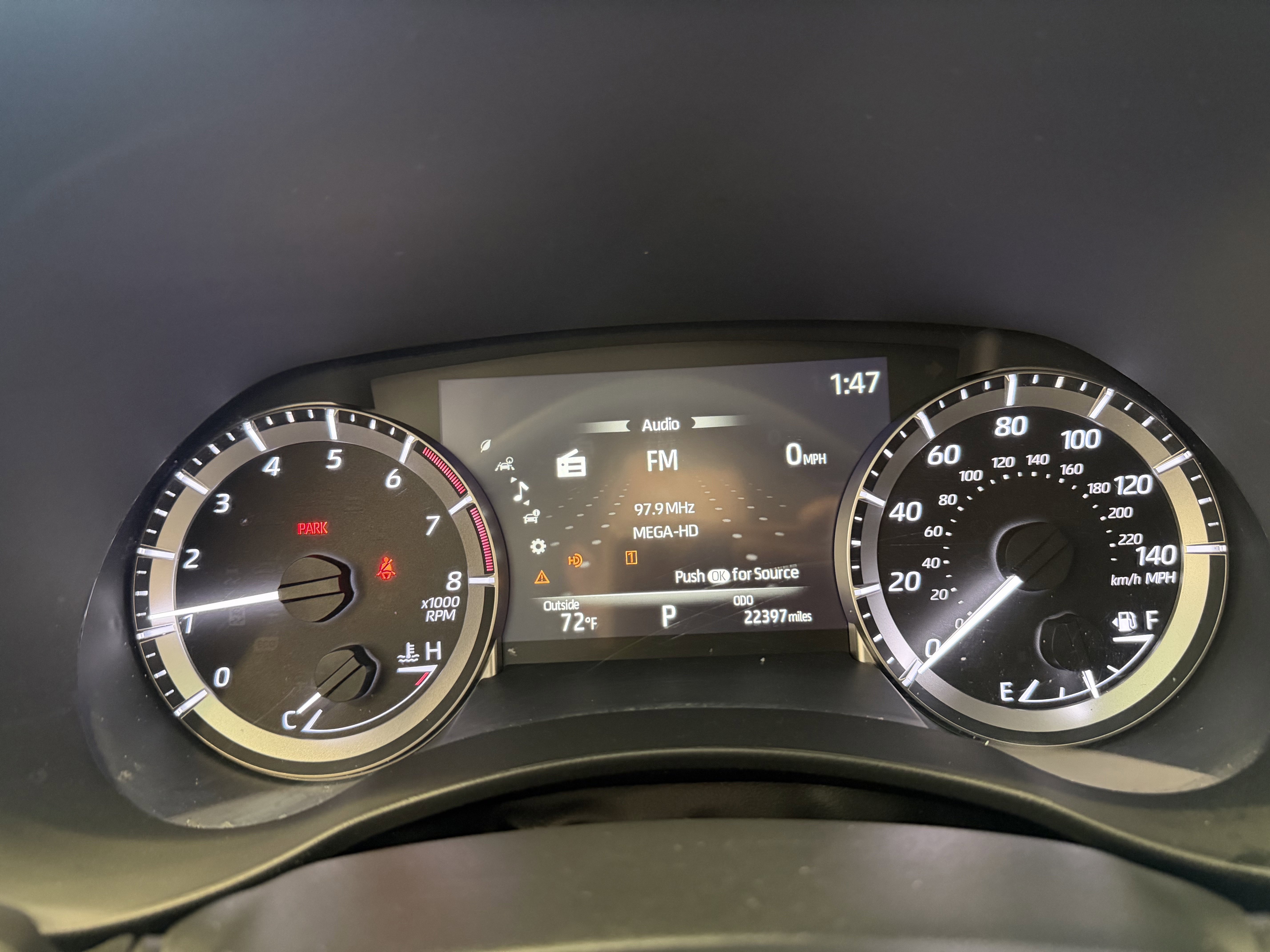2023 Toyota Highlander XLE - Photo 9