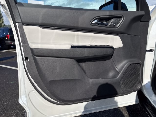 Certified Used 2024 Snowfall Pearl Honda Touring image 18