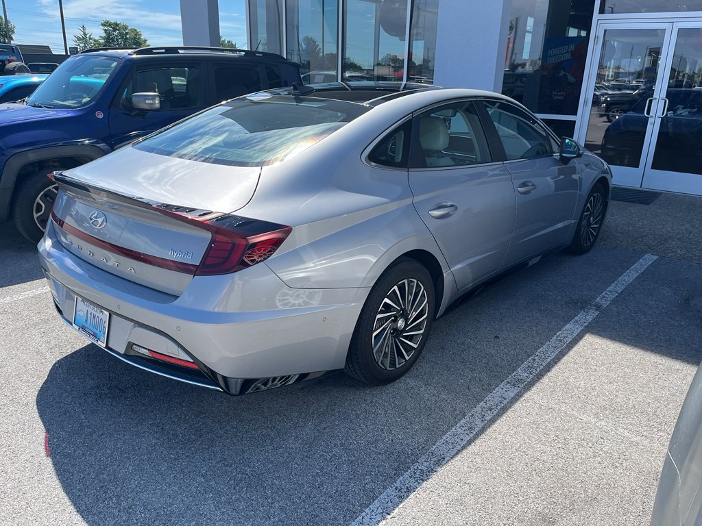 Used 2023 Curated Silver Hyundai Limited image 3