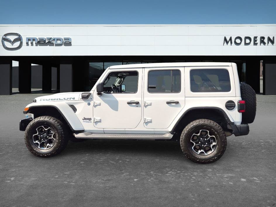 Used 2022 Bright White Clearcoat Jeep Unlimited Rubicon image 2