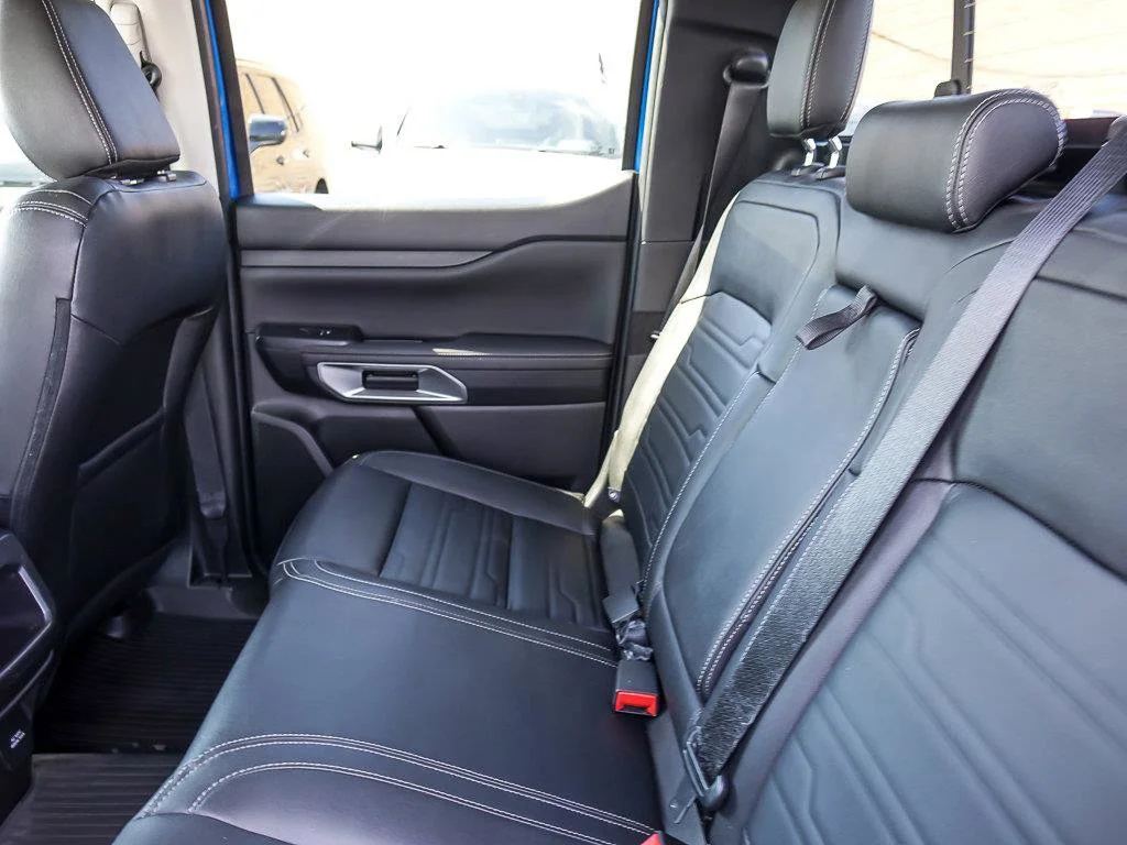 Used 2024 Blue Metallic Ford LARIAT image 14